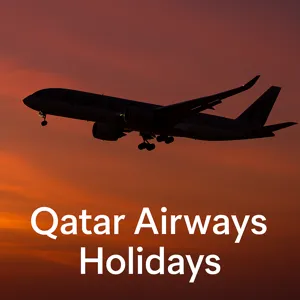 Qatar Airways Holidays banner s avionom u zalasku sunca